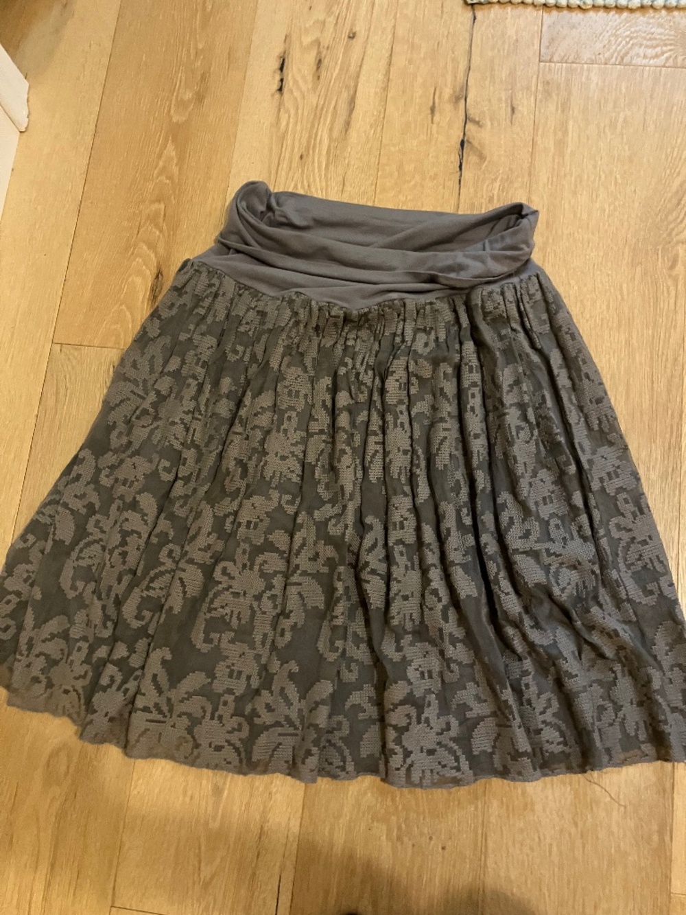Sundance Mixed Media Silk Lace Fold-Over Midi Skirt Gray